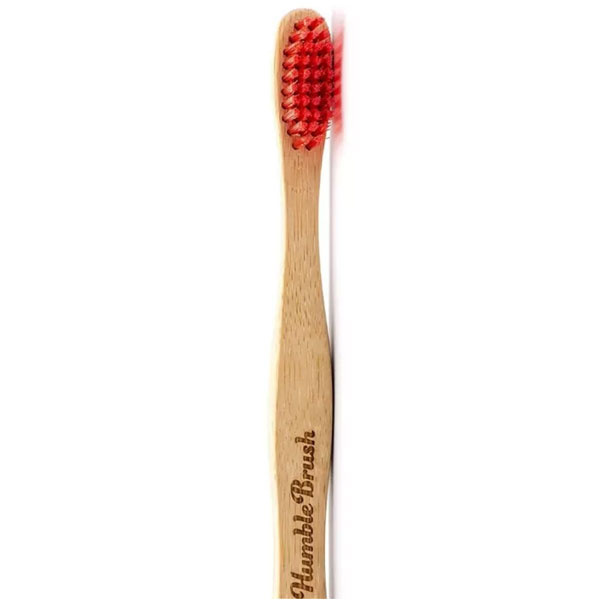 Humble Brush Бамбуковая мягкая зубная щетка красная